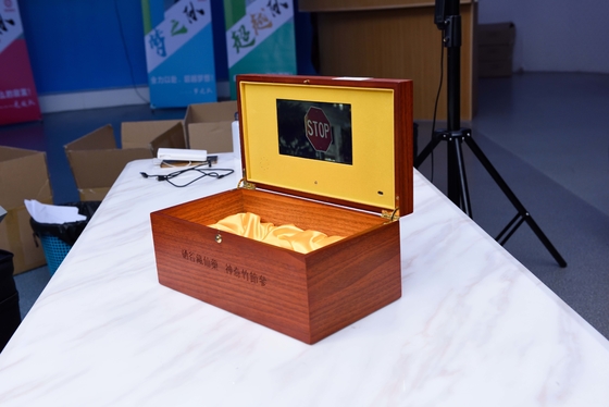OEM деревянной коробки подарка экрана HD LCD видео- для выдвиженческого маркетинга